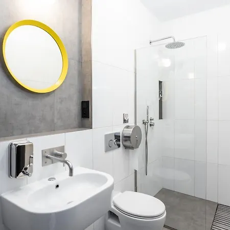 ソフィーズ ホステル