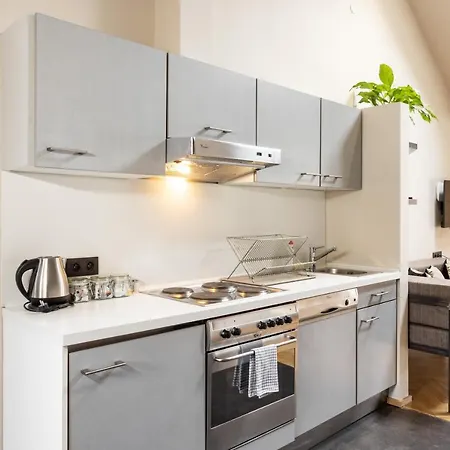 ホステル ソフィーズ *