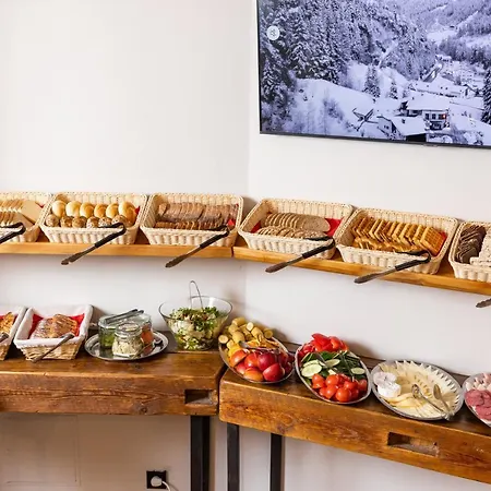 ソフィーズ ホステル *