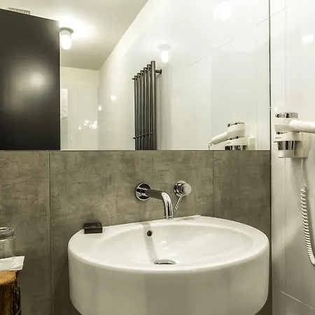 ソフィーズ ホステル