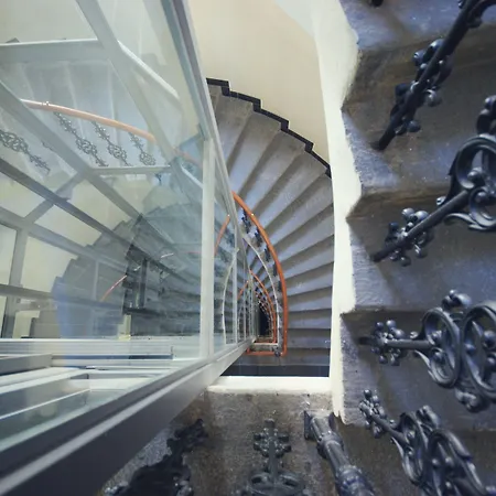 ホステル ソフィーズ *