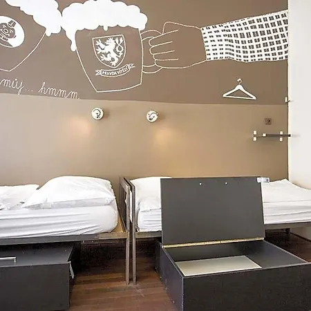 Sophie's Hostel